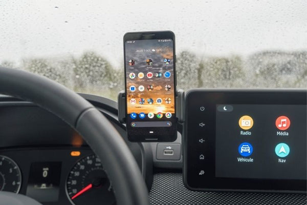 support magnétique smartphone 